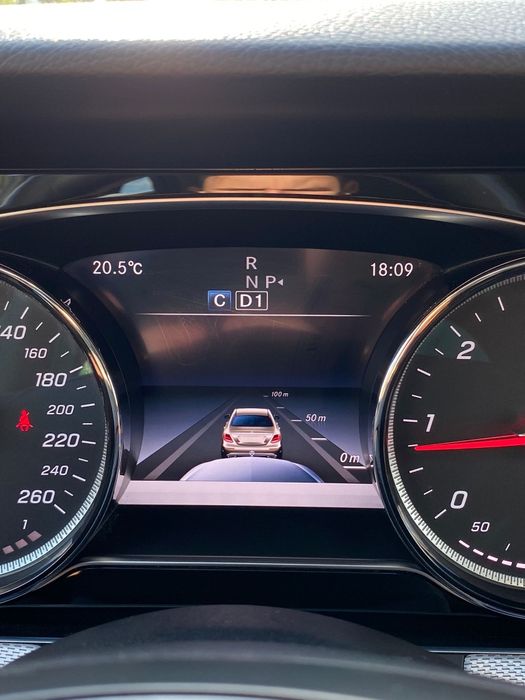 Mercedes E220 an fabricatie 2017