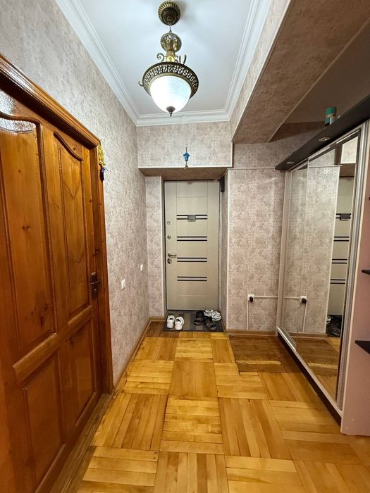 Срочно продаётся 3 ком Ц-6 евролукус