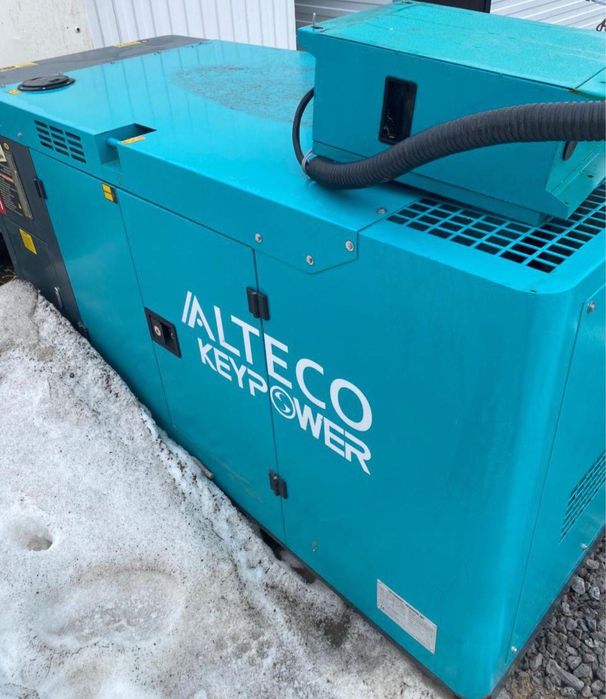 Продам генератор.