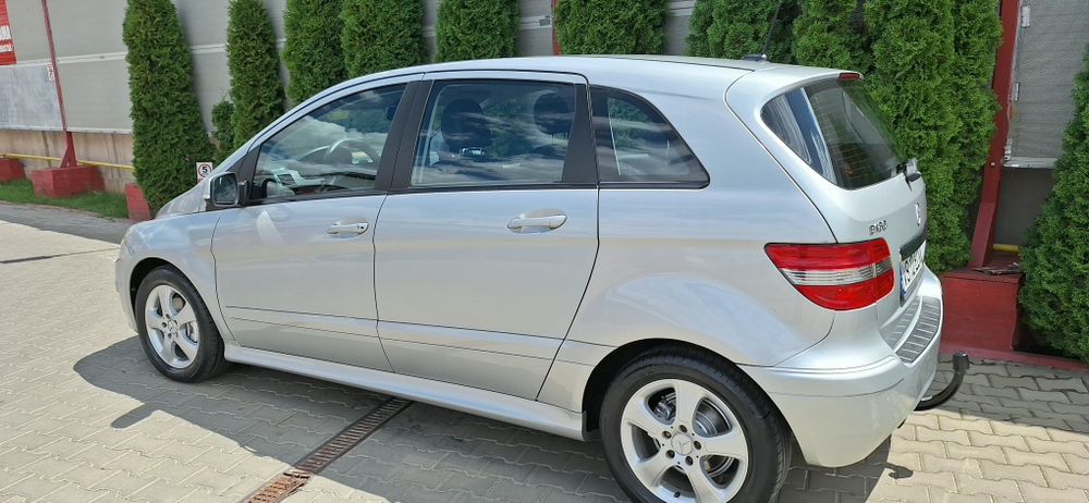 MERCEDES-BENZ B-Class 2010 — imagine 4