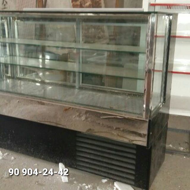 витрина холодильник