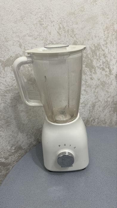 Блендер, работает отлично