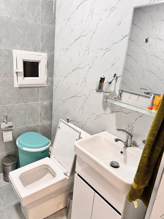 Яшнабад улица Иззат Новостройке продается квартира  2/7/8  52м2