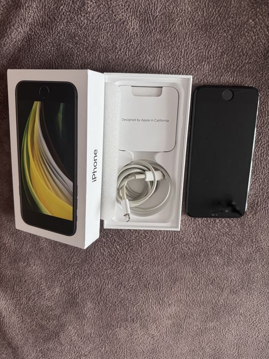 продам iPhone SE 2 поколение