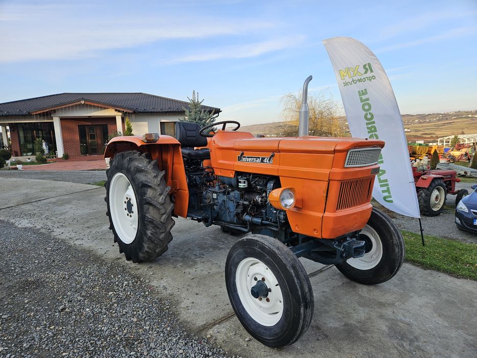 Tractor Universal 460