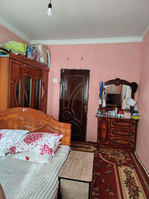 Chirchiq 2-xona maklersiz uzimi uyim