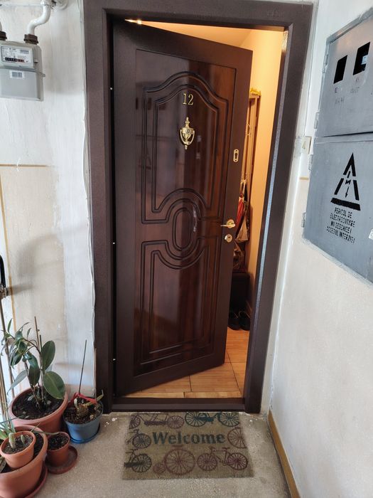 Apartament de vanzare!