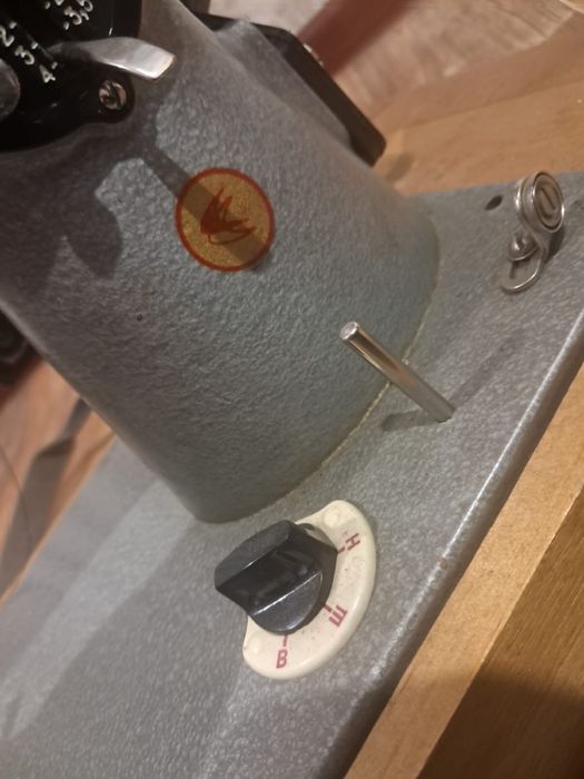 Швейная машинка 22000торг