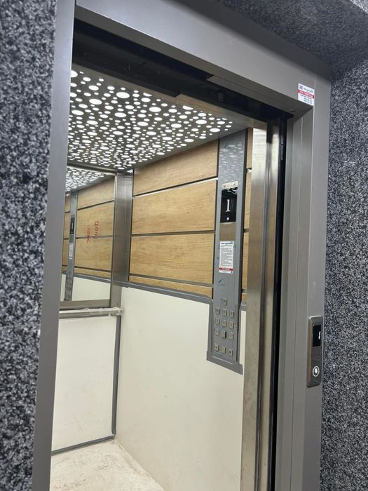 Продава се Тристаен апартамент в Стара Загора, Била - 135 кв.м за 845 €/кв.м - Снимка #2