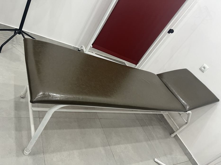 Медицинские кушетки