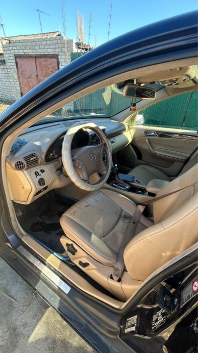 Mercedes Benz c 240