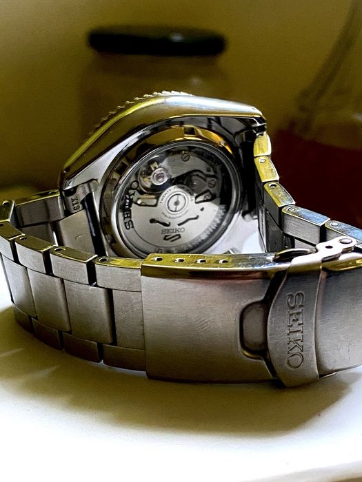 Seiko sports 5 SRPD63k1