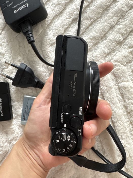 Продам Canon G7X Mark II