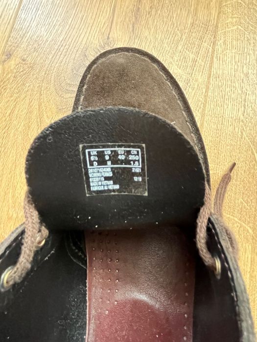 Дамски велурени боти Clarks Desert Boot