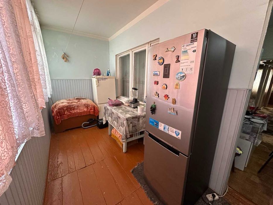 Продаю свою 3-х комн. квартиру 77 серии - 3/3/4 в Алмазарском районе