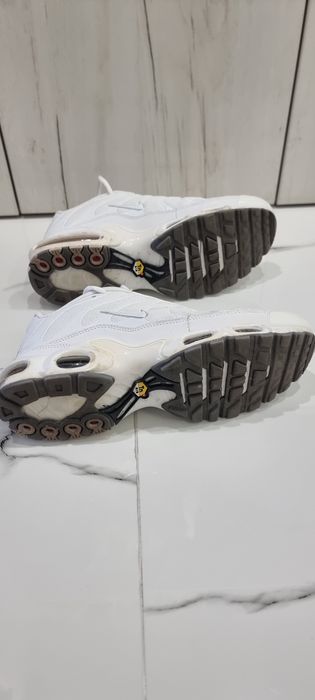 Маратонки nike tn