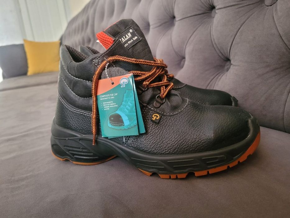 Ботинки летние новые