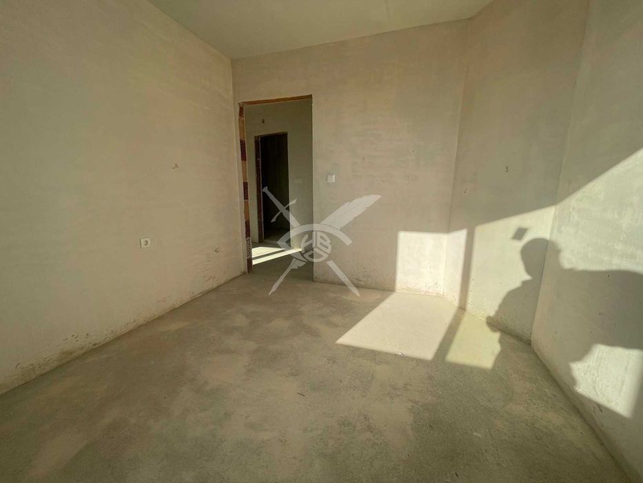 Тристаен апартамент в Айтос 63494