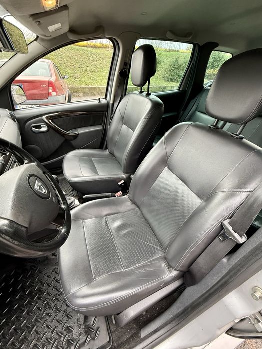 Dacia Duster 1.6i 4x4 E5 Clima -Posibilitate Rate fara avans