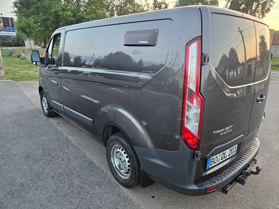 Ford tranzit costum