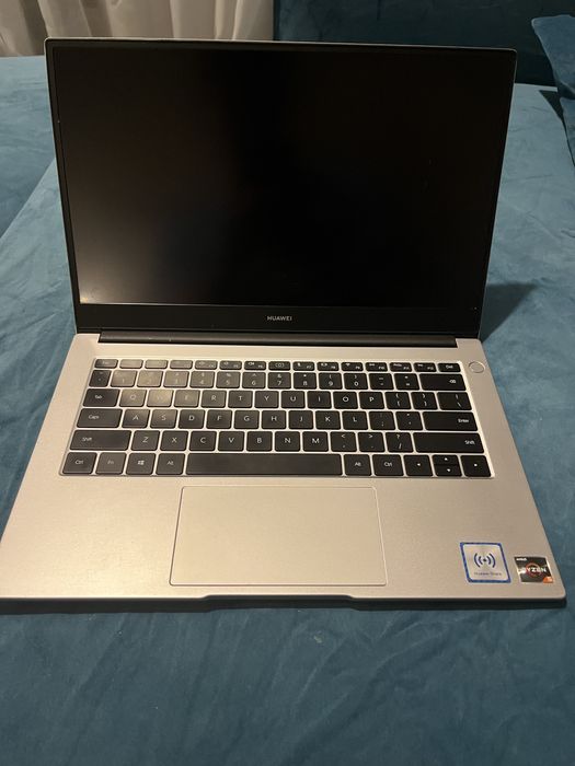 Laptop Huawei MateBook D14