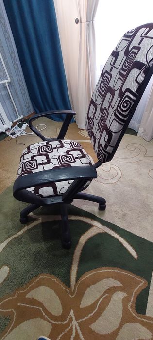 Стуль компьютерная