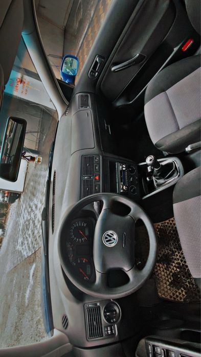 Vand golf 4 radiat