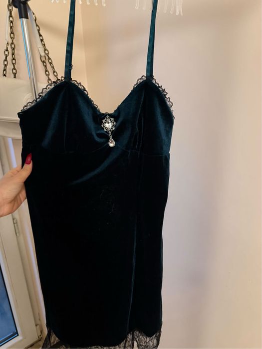 Уникална зелена рокля