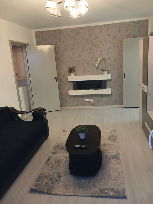 Propietar ofer spre închiriere apartament cu 2 camere  in Noua