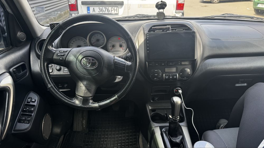 Toyota RAV4.   XA20