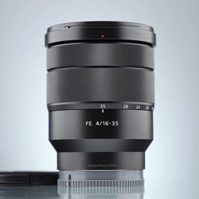 Продаю легендарный  Sony 16-35 mm f/4 Zeiss