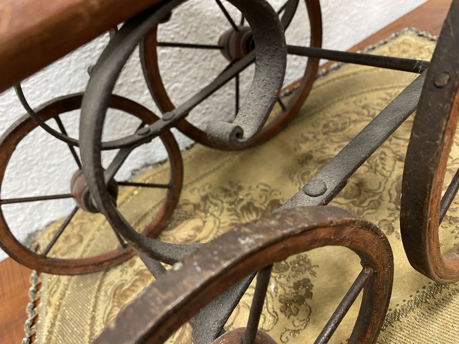 Стара детска количка от франция