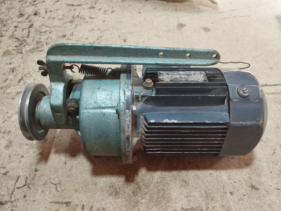 Электродвигатель