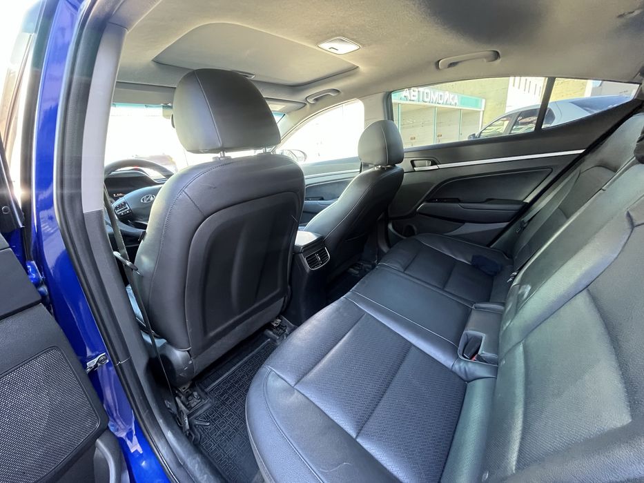 Hyundai Elantra 2020