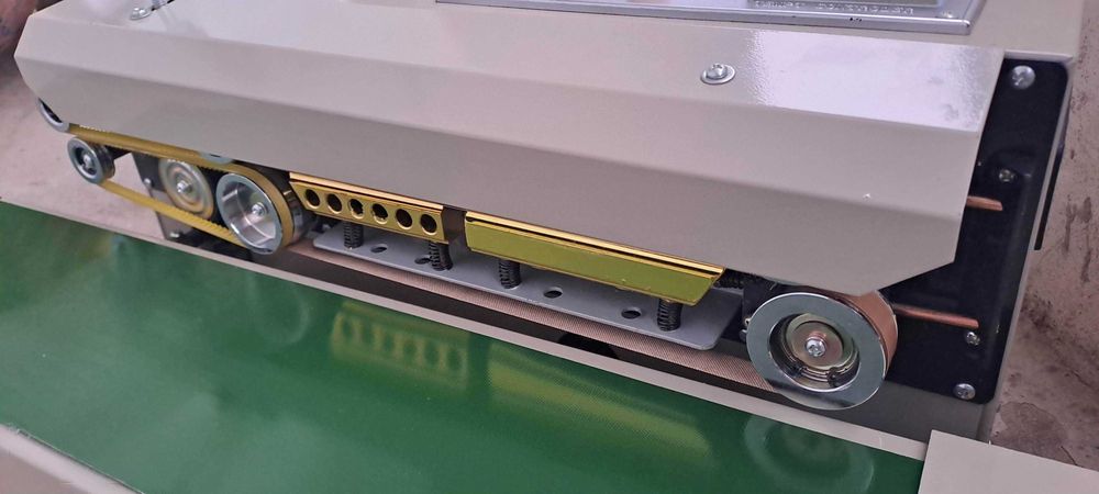 НОВА! Запечатваща машина FR-900 Sealer на торбички