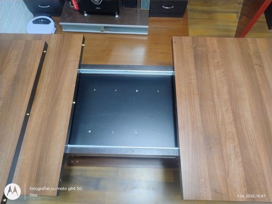 Masă de living extensibila