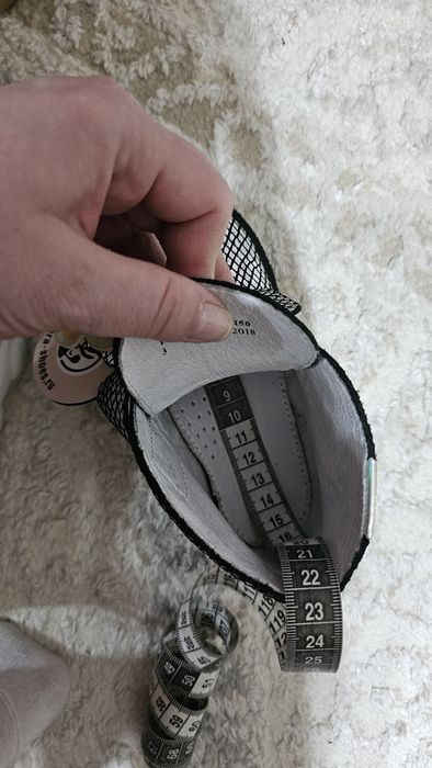 Сапожки весенние для девочки