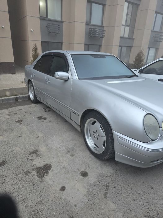 Машына сатылады жағдайы жақсы саудасы бар