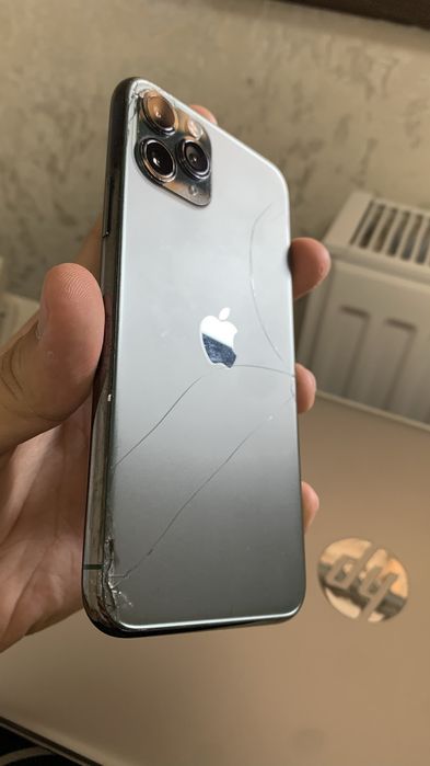 iPhone 11 pro green