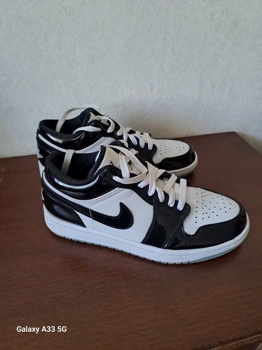 Кроссовки 39 размер.