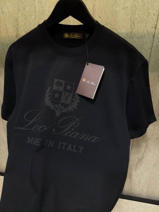 Продавам топ модели Тениски на Balenciaga , Amiri , Etro, Loro Piana