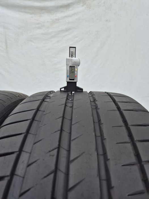 2бр 285 40 22 Michelin летни 25г