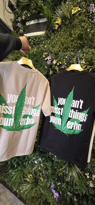 Дрехи на едро тениски