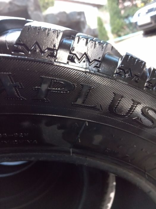 Anvelope iarnă 225/55/17, aproape noi