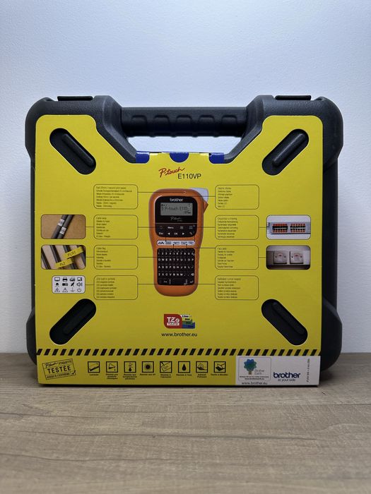 Brother PT-E110VP nou, sigilat, 250 lei – imprimantă etichete industrială, kit complet