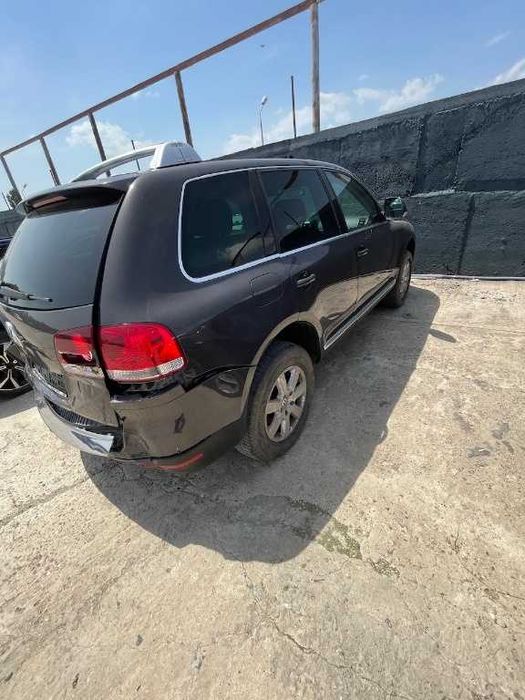 Dezmembrez Volkswagen Touareg 7L 2009 SUV 3.0 diesel Cod motor CASA