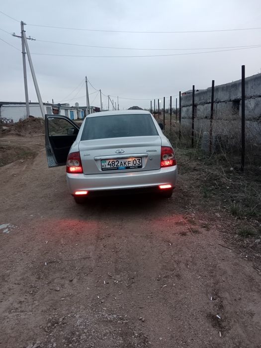 Лада приора седан