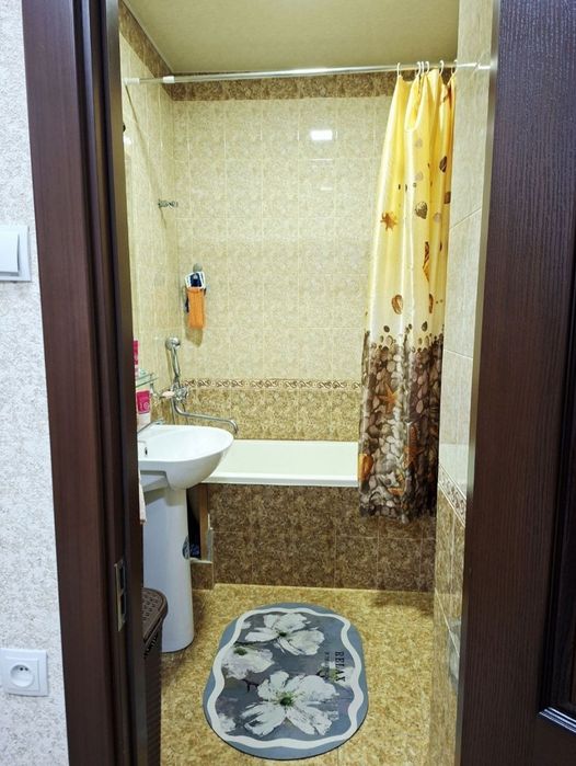 Продаётся на Карасу-1 3ком