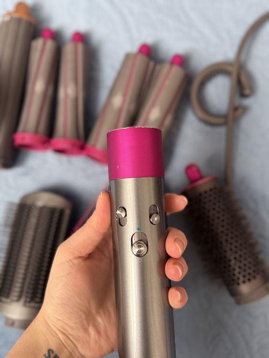 Dyson airwrap folosit