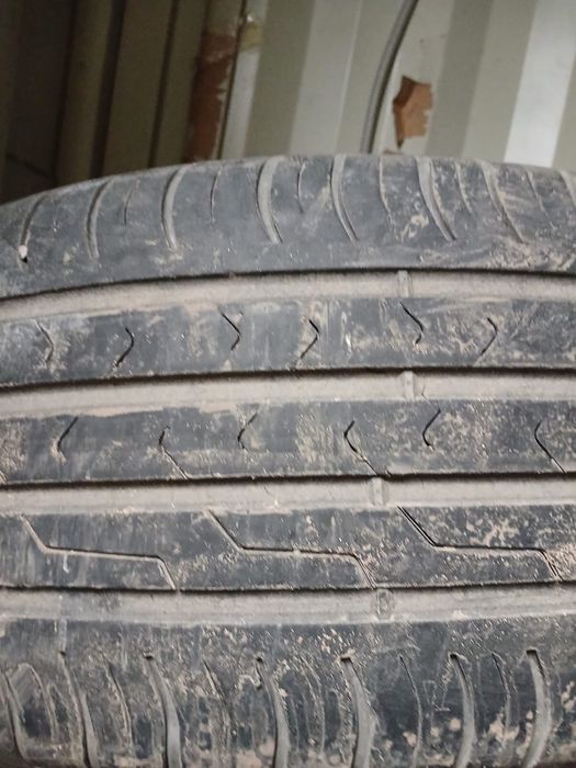 Продам шины  размер 265/56/17